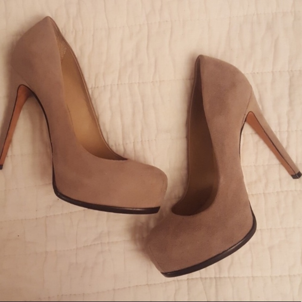 Pour La Victoire Irina Suede Platform Pumps 7.5